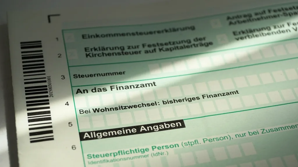 报税软件怎么选：W-2、1099、自雇收入、州税和审计支持怎么比较 - 乐享酷知网